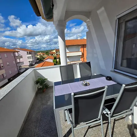 Apartment Lilli Fazana 2 Erwachsene 2 Valbandon
